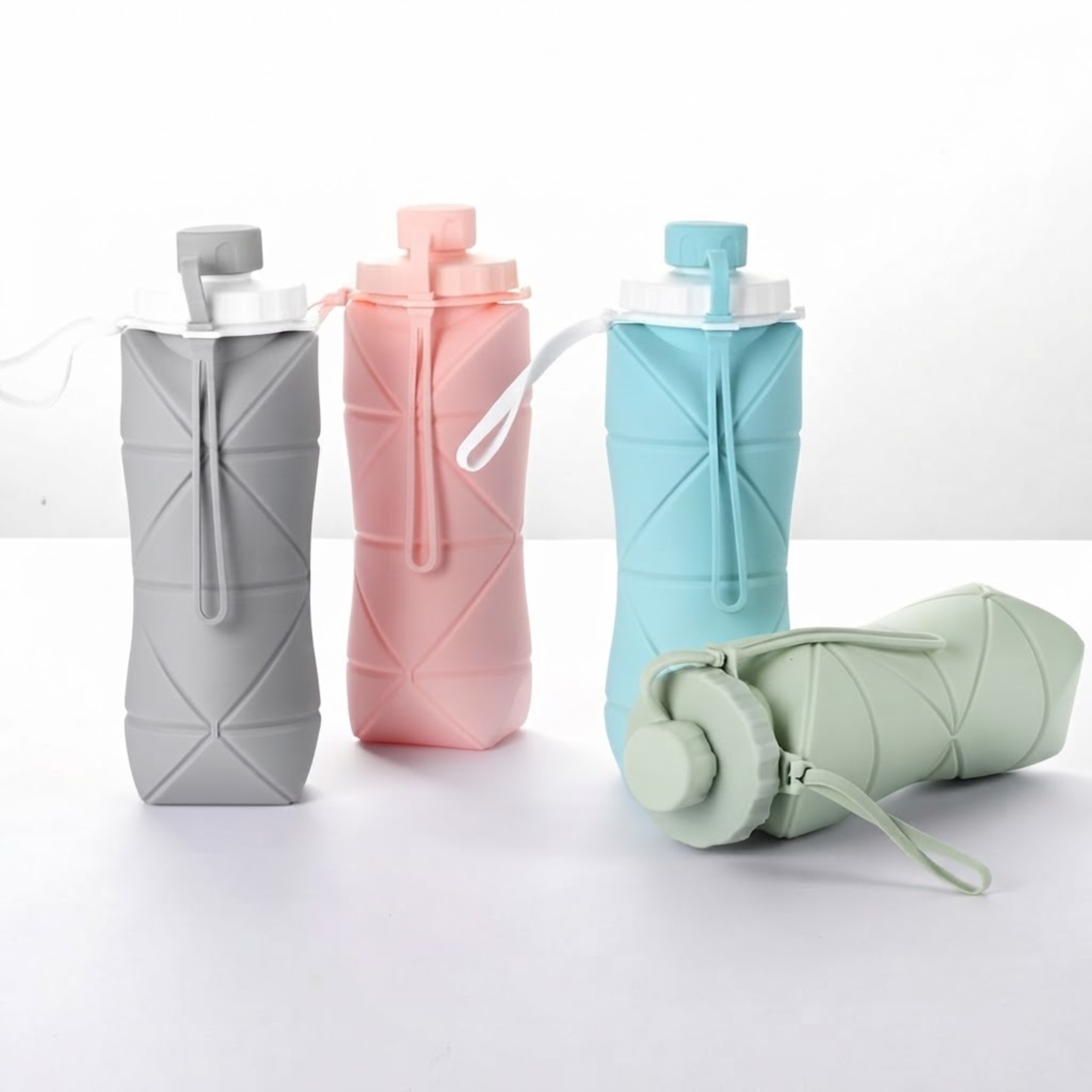 600ml Silicon Collapsible Bottle Foldable Leakproof Lightweight Portable Reusable Travel Sports Water Bottle